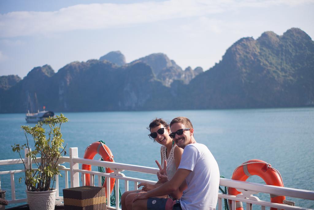 Golden Star Cruise Hotell Nan Giang Eksteriør bilde