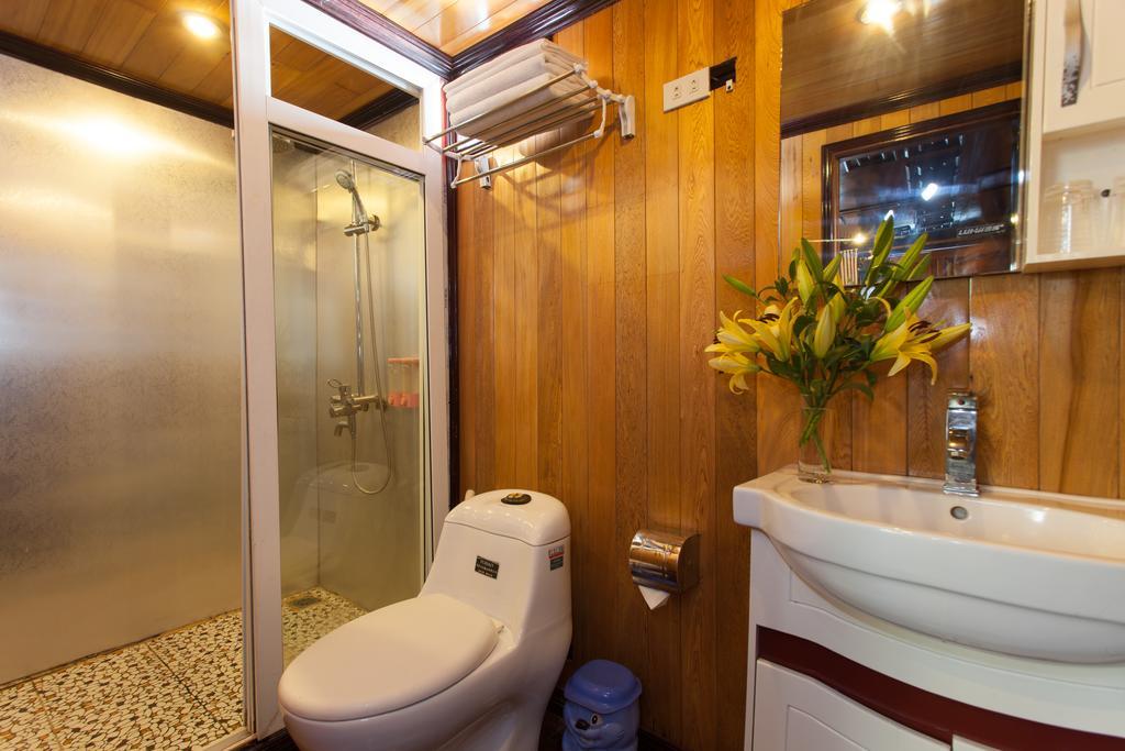 Golden Star Cruise Hotell Nan Giang Eksteriør bilde